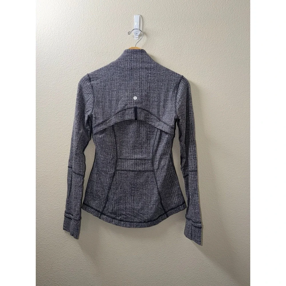 Women's Lululemon Define Jacket Size 6